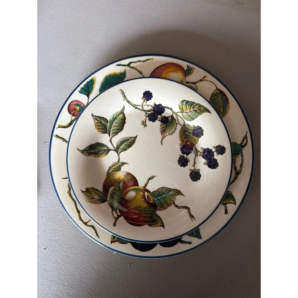 Pier 1 Macintosh Earthenware Dinner Plate and Pasta Bowl Set Fruit Made England
